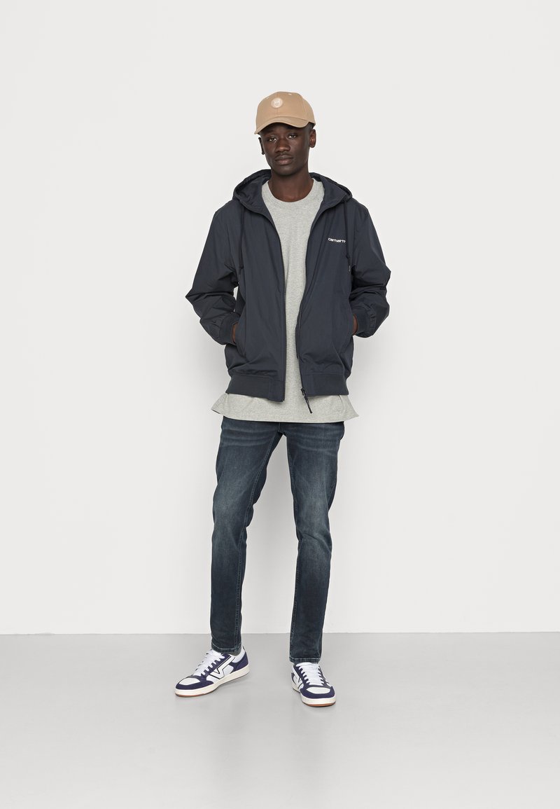 Herren Leichte Jacken | Carhartt WIP MARSH Leichte Jacke dark navy/white/dunkelblau - LB39071 Herren Leichte Jacken | Carhartt WIP MARSH Leichte Jacke dark navy/white/dunkelblau - LB39071