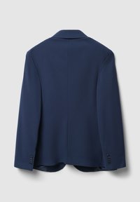 Marineblauer Blazer mit glatter Textur, ausgestattet mit einem Reverskragen, einem einzelnen Schlitz hinten und vier schwarzen Knöpfen an den Manschetten.