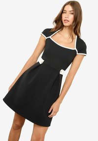 REGULAR FIT-MONO TIPPED LANTERN - Trikotāžas kleita - black white