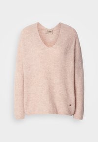 Unselected, doeskin