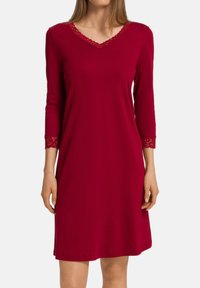 Hanro MOMENTS - Nattlinne - red dahlia