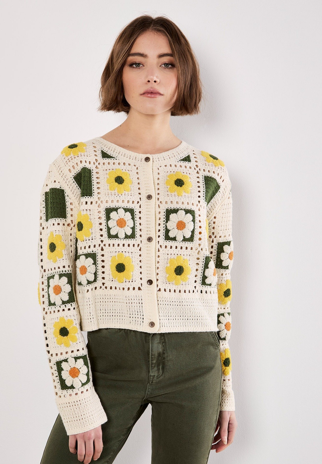 Apricot PATCHWORK DAISY CROCHET Strickjacke yellow/beige Zalando