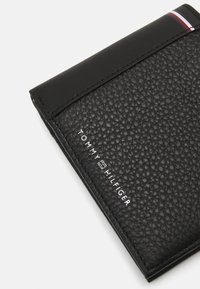 Tommy Hilfiger TRANSIT AND COIN - Peněženka - black