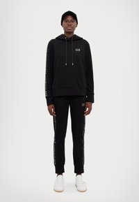 EA7 Emporio Armani TRACKSUIT - Træningssæt - black