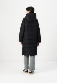 JDY JDYELFI LONG PADDED JACKET  - Vinterkåpe / -frakk - black