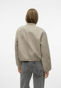 Vero Moda VMPOPBELLA - Bomber stiliaus striukė - silver mink