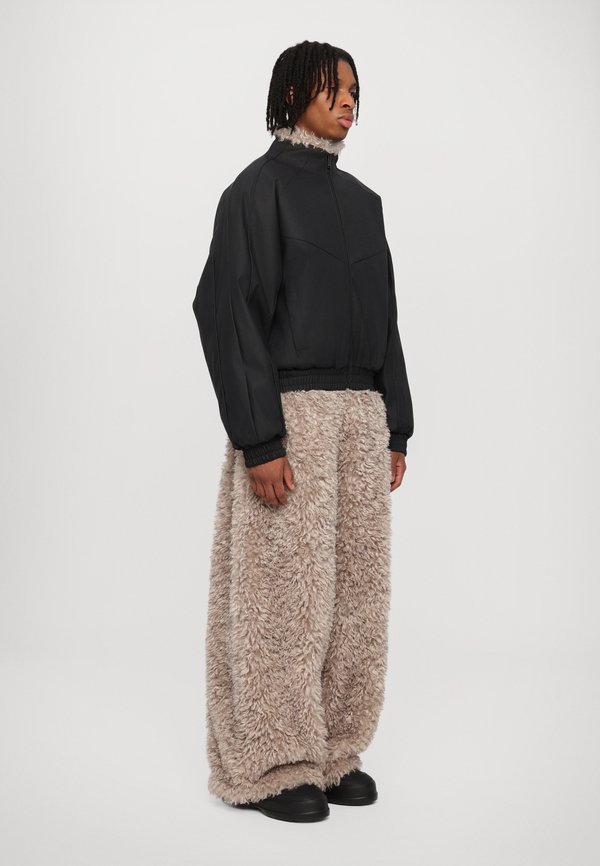 OVERSIZED TRACK JACKET - Winter jacket2