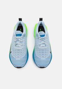 Nike Performance REACTX INFINITY  - Apavi skriešanai pa asfaltu - light armory blue/black/star blue/court blue/green strike/white