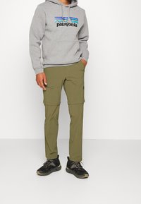 Patagonia Jersey con capucha - grey