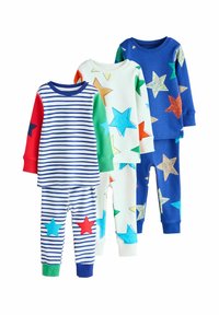 Vier Sets Kinderpyjamas aus weichem Stoff. Die Farben umfassen Blau, Rot, Weiß und Grün mit Sternmustern und Streifen.