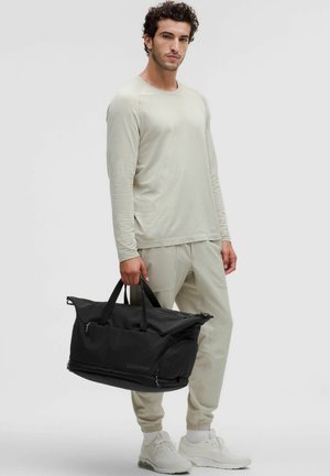 GYM DUFFLE - Holdall - black traverse grey