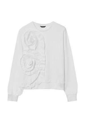 Weißer Sweatshirt mit langen Ärmeln, das auf der linken Seite große, strukturierte Rüschen aufweist, die Blumen ähneln, sowie gerippte Bündchen und einen gerippten Saum.