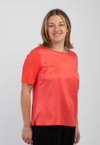 Luisa Viola T-shirt basic - corallo