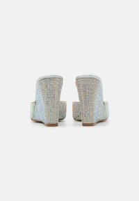 Steve Madden EVOKE-R - Mules à talons - silver iridescent
