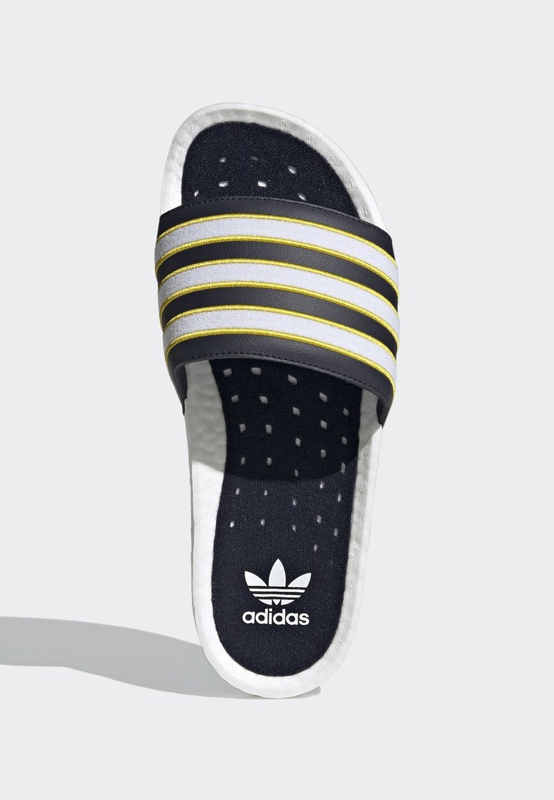 boost adilette slides