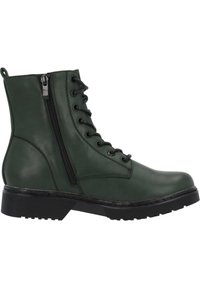 Stivale alla caviglia verde in pelle con suola in gomma nera, lacci frontali e cerniera laterale. Texture liscia con dettagli di cucitura minimi.