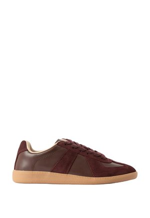 Sneakers laag - d rood