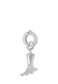 Ciondolo a forma di stivale da cowboy in argento con un gancio circolare. Lo stivale presenta dettagliati ricami e un accessorio a sperone sul tallone.
