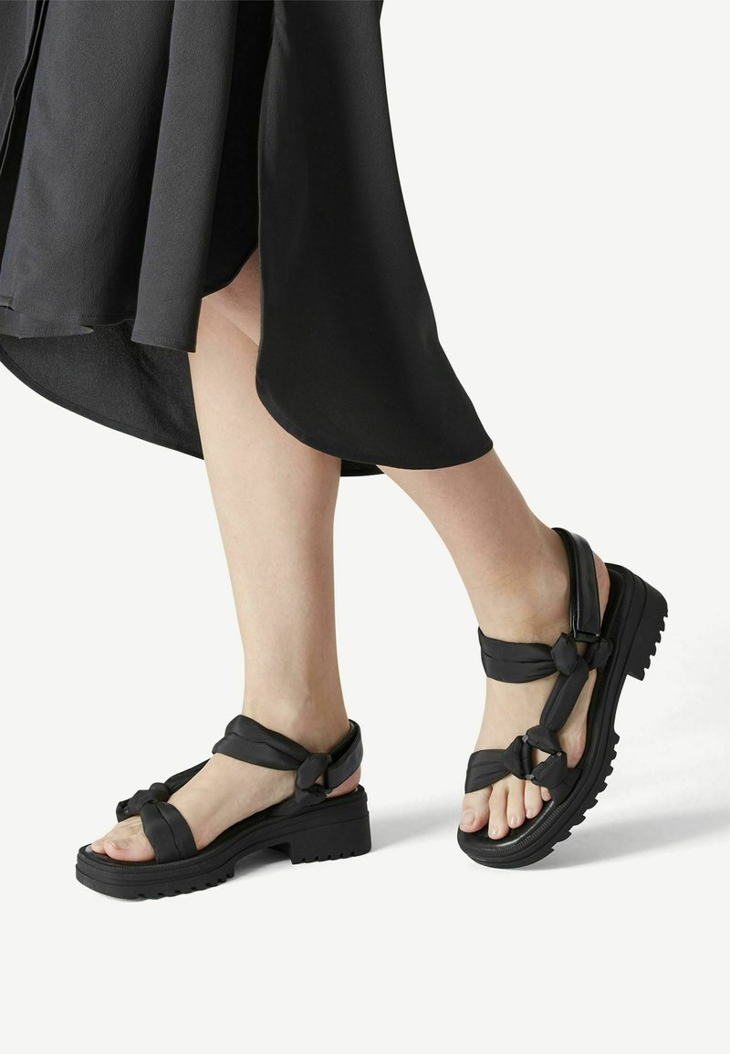 Tamaris Platform sandals - black