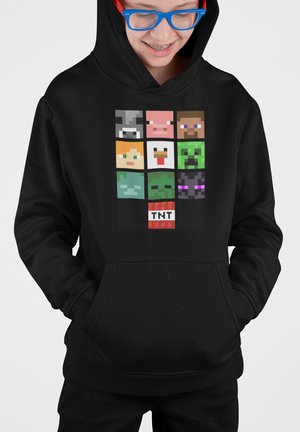 Schwarzer Kapuzenpullover mit Pixelkunst von Charakteren aus einem Spiel, präsentiert in einem 3x3-Raster. Weicher Stoff, Fronttasche und gerippte Bündchen.