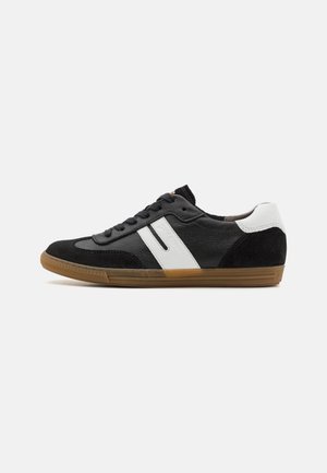 Sneaker low - black