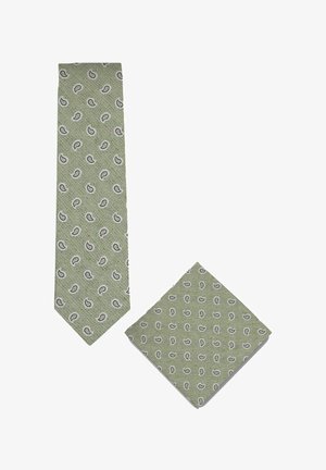 Cravate vert clair et pochette avec petits motifs paisley foncés sur un fond texturé en diagonale.
