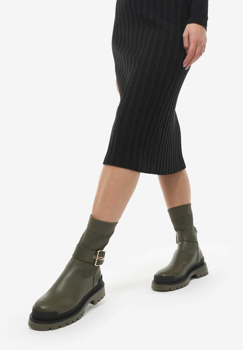 Miriade VICKY - Stivaletti con plateau - milit nero