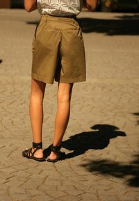 Next TALL REGULAR FIT - Short - khaki green