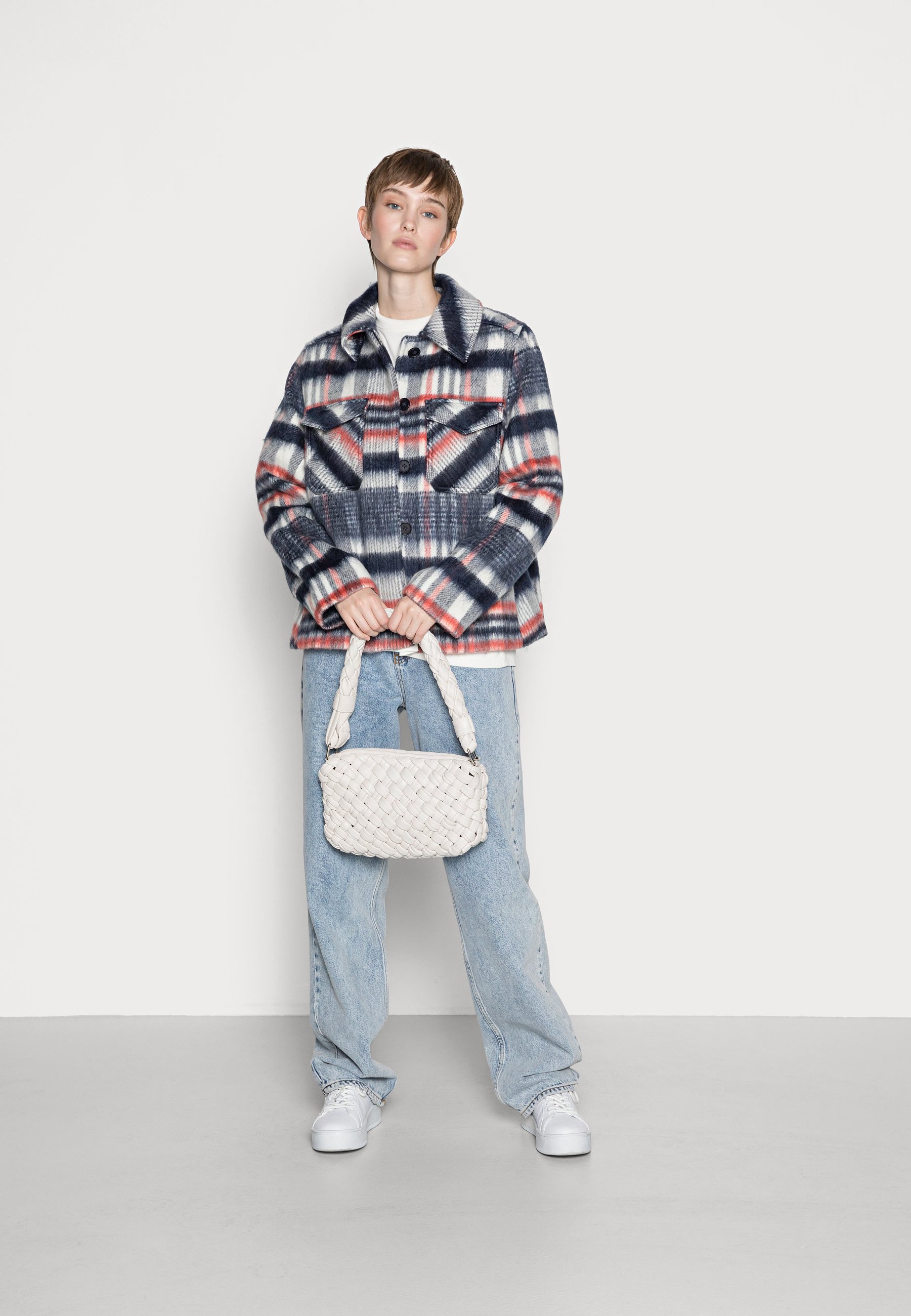 Weekday ISA HAIRY SHORT JACKET - Light 