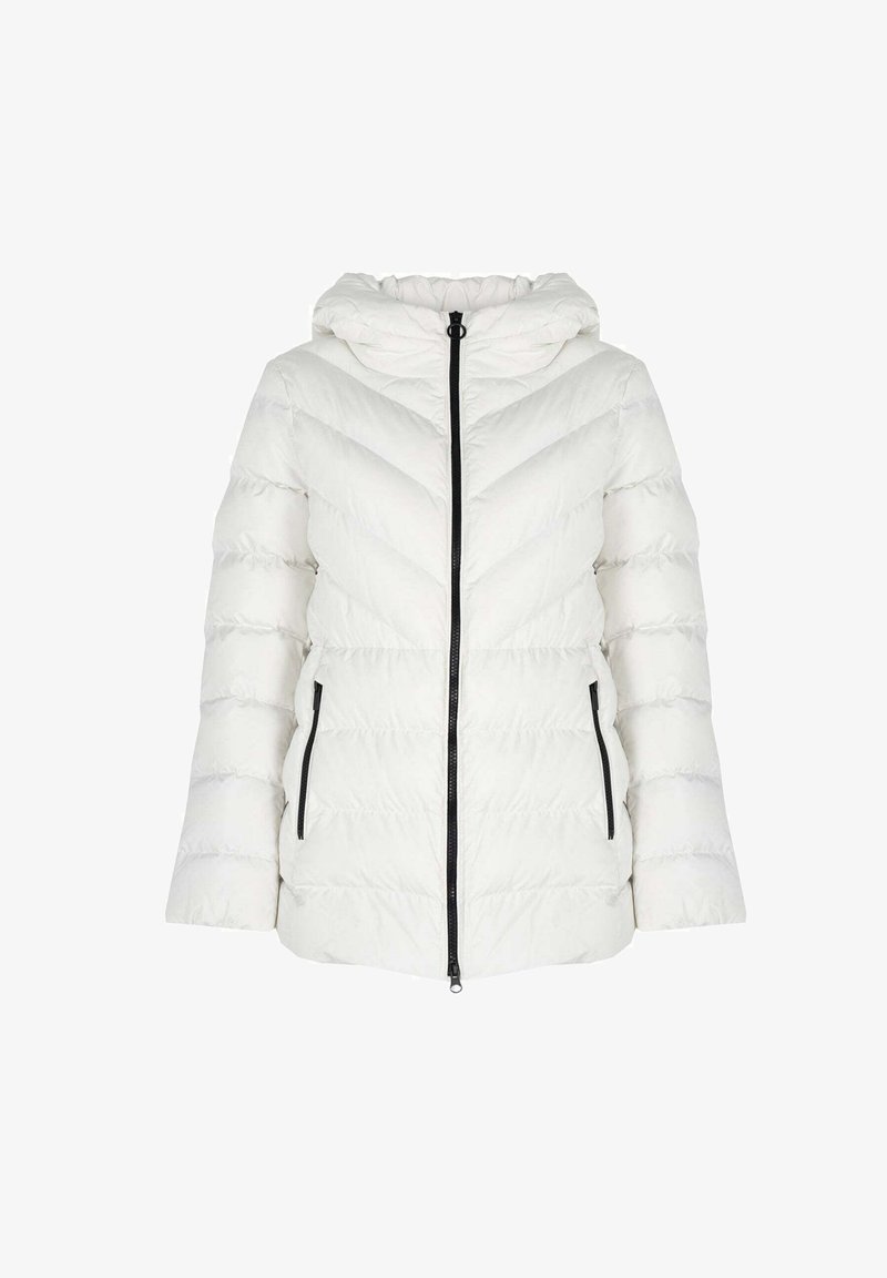 Giacca puffer bianca con cappuccio, zip nera e cuciture a chevron angolate. Tessuto testurizzato con tasche laterali e vestibilità rilassata.