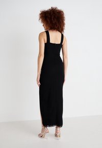 WAL G. Společenské šaty - black