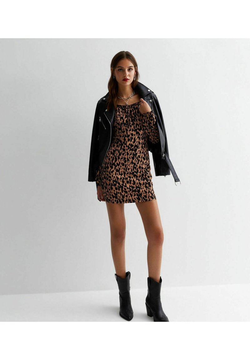 New Look Etui-jurk bruin