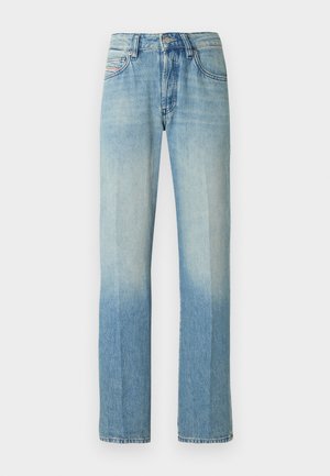 Jeans in denim azzurro chiaro con design a gamba dritta, effetto slavato, cinque tasche e chiusura con bottoni. Tessuto resistente con cuciture visibili.