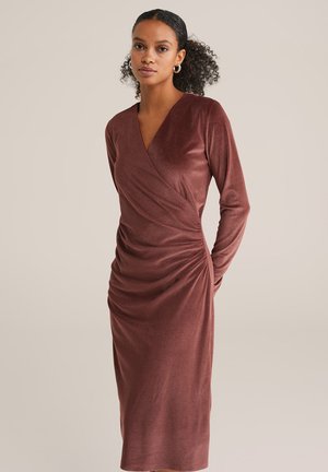 Vapaa-ajan mekko - burgundy red