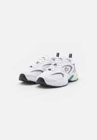 Lacoste STORM 96  - Tenisky - white/dark green