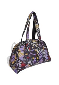 Bolsa de deporte con estampado de mariposas en colores negro, púrpura y amarillo; cuenta con dos asas resistentes y un cierre con cremallera. Tejido texturizado.
