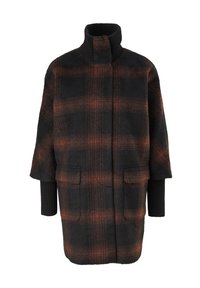Long manteau à carreaux dans des tons brun foncé et noir avec un col montant côtelé, une fermeture avant cachée et de grandes poches à rabat à l'avant.