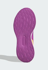 adidas Performance RUNFALCON  UNISEX fioletowy