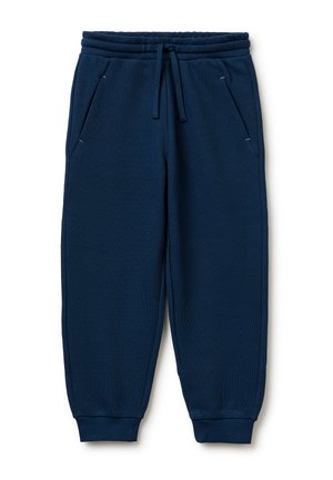 Granatowe spodnie dresowe z elastyczną talią, regulowanym sznurkiem, bocznymi kieszeniami i ściągaczami przy kostkach, rozłożone na płasko na białym tle.