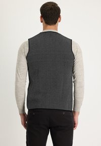 Kigili Väst - black