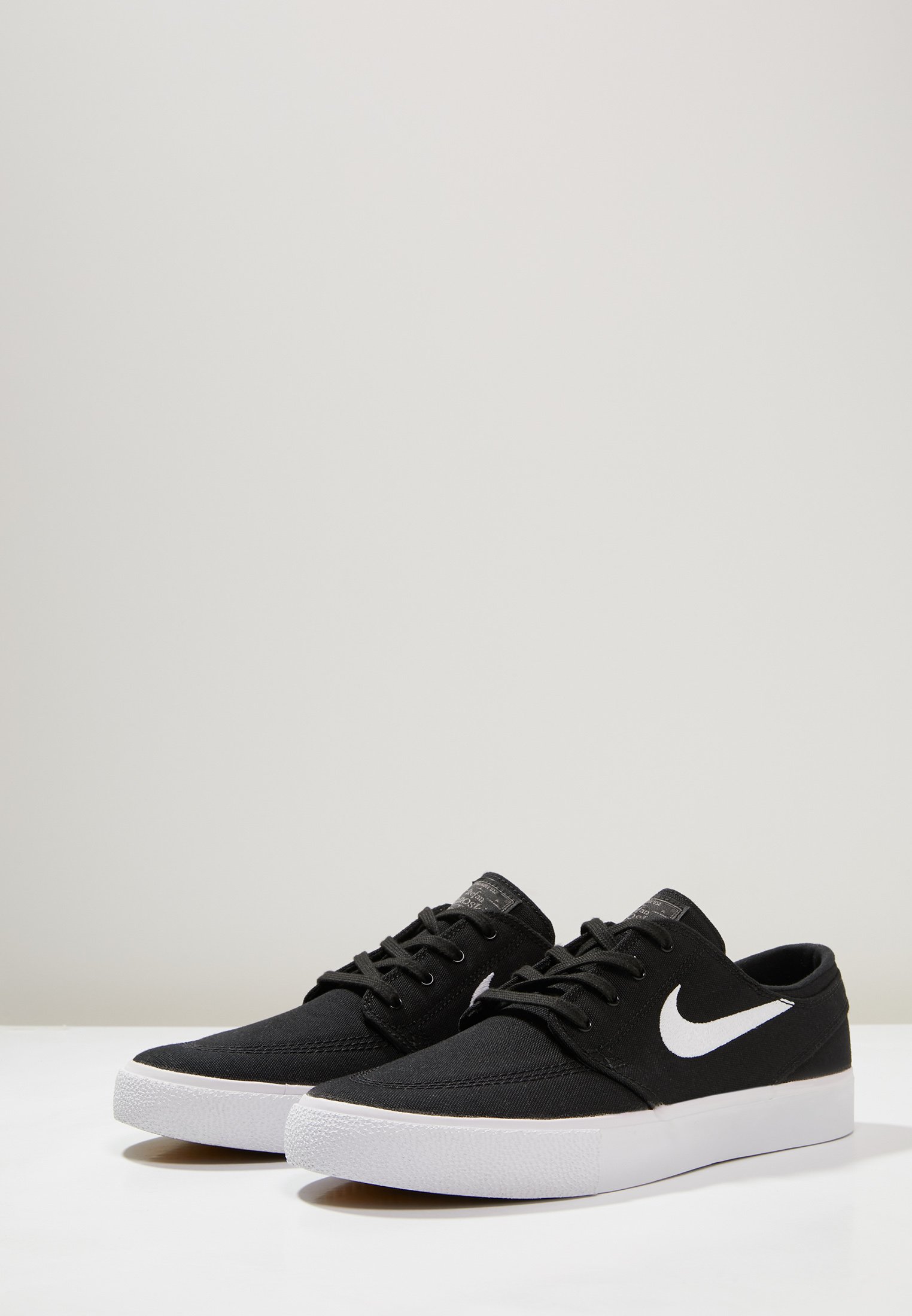 chaussures nike janoski