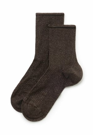 Paire de chaussettes montantes côtelées brun foncé avec des détails subtils en fil métallique, posées à plat sur fond blanc.