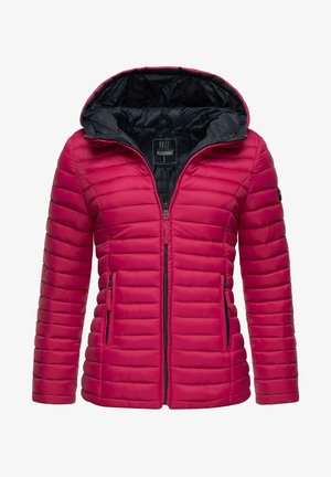 Jachetă pufoasă de un roz vibrant, cu un fermoar frontal, glugă și textură matlasată vertical, având căptușeală neagră și două buzunare laterale.