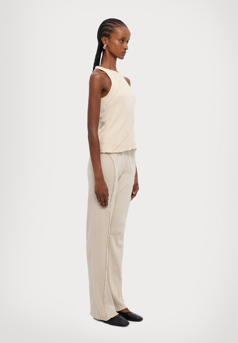 Ioannes BIAS TANKTOP - Top - shell