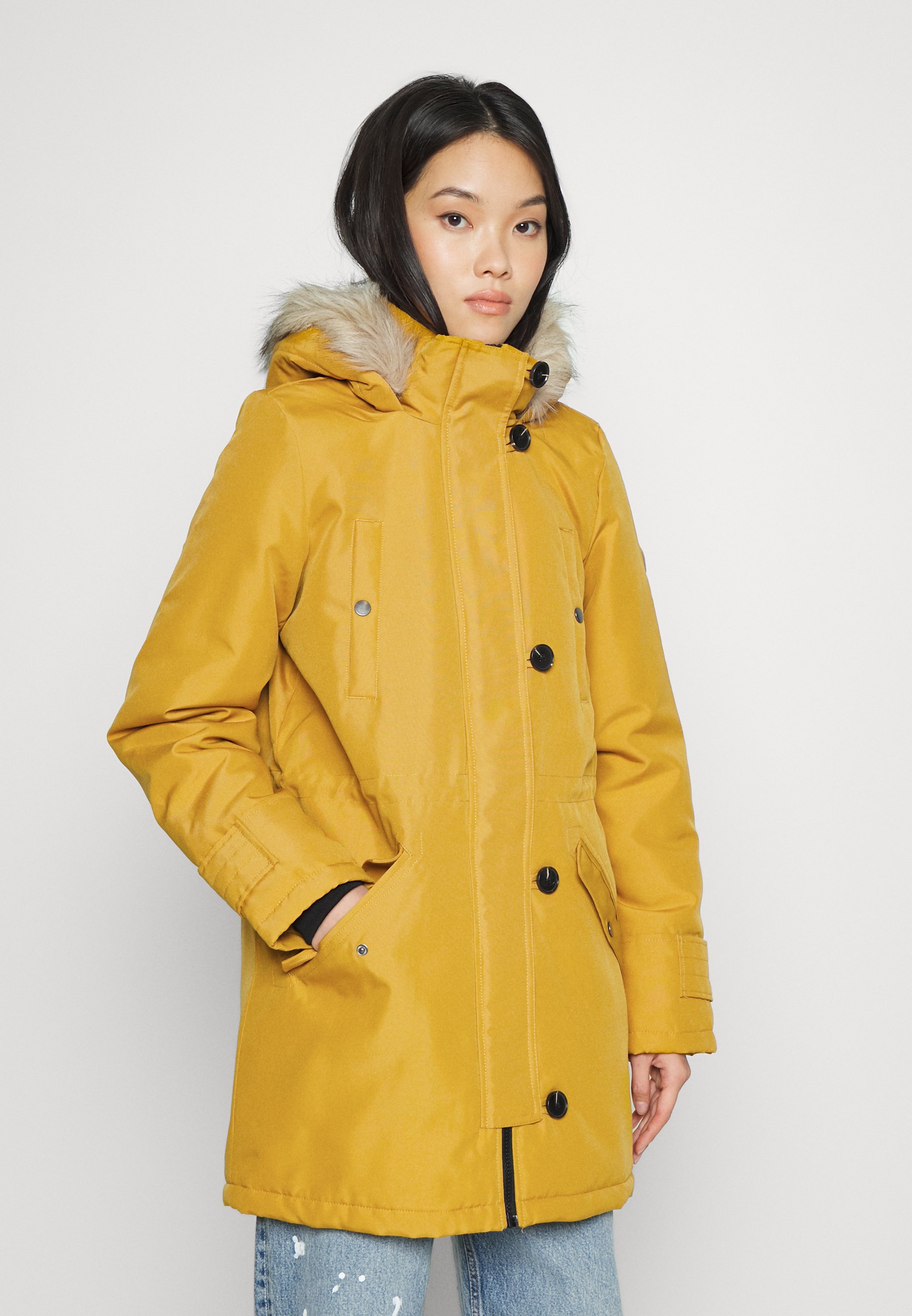 parka pluma