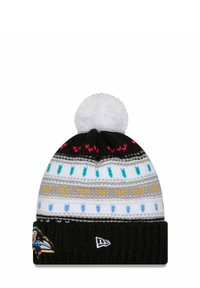 Strickmütze in Schwarz, Weiß und Grau mit bunten horizontalen Streifen und einem weißen Pompon oben; mit gesticktem Logo am Bund.