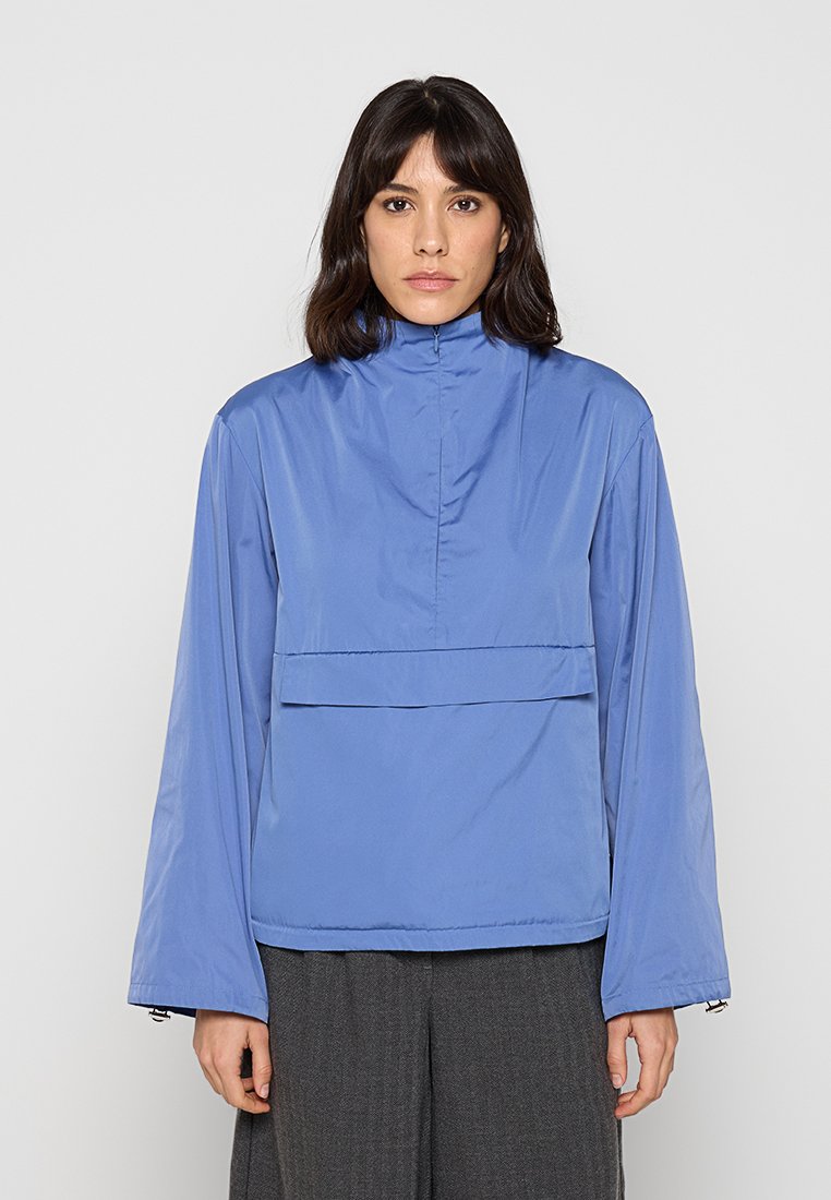 Chaqueta fina