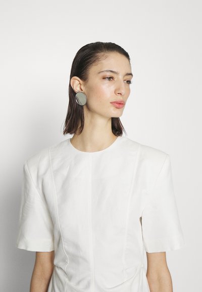 Materiel WEDDING GATHERED WAIST DRESS - Kokteiļkleita/ballīšu kleita - white