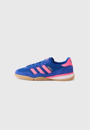 GAZELLE SALA UNISEX - Sneakers laag - team royal blue/lucid pink/white