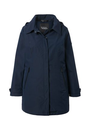 Imperméable pour femmes bleu marine avec poches zippées, poignets boutonnés et large col, étiqueté Ulla Popken.